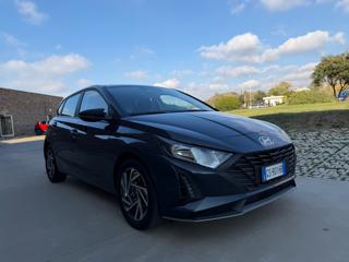 HYUNDAI i20 usata, con Schermo multifunzione interamente digitale