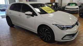 VOLKSWAGEN Golf 1.0 eTSI EVO DSG Life 17