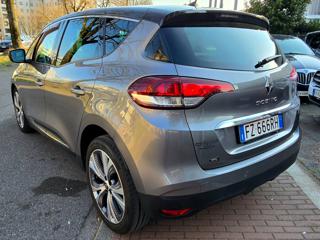 RENAULT Scenic usata, con Alzacristalli elettrici