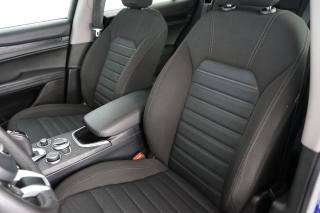 ALFA ROMEO Stelvio usata, con Autoradio