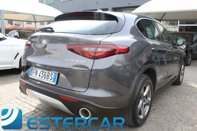 ALFA ROMEO Stelvio usata, con Airbag