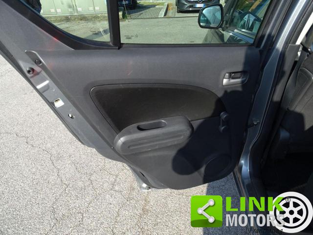 OPEL Agila usata, con Sedile posteriore sdoppiato