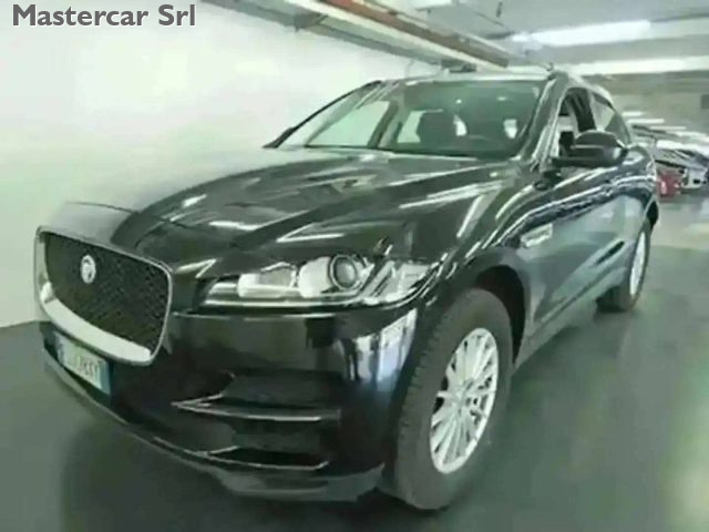 JAGUAR F-Pace usata, con Boardcomputer