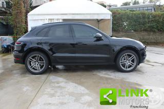 PORSCHE Macan usata, con Autoradio