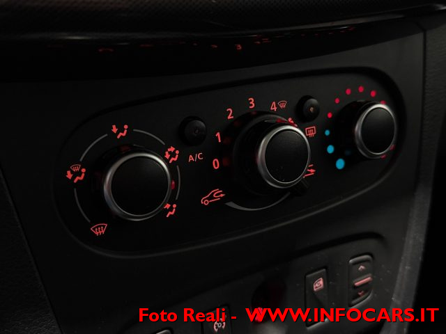 DACIA Sandero usata, con USB