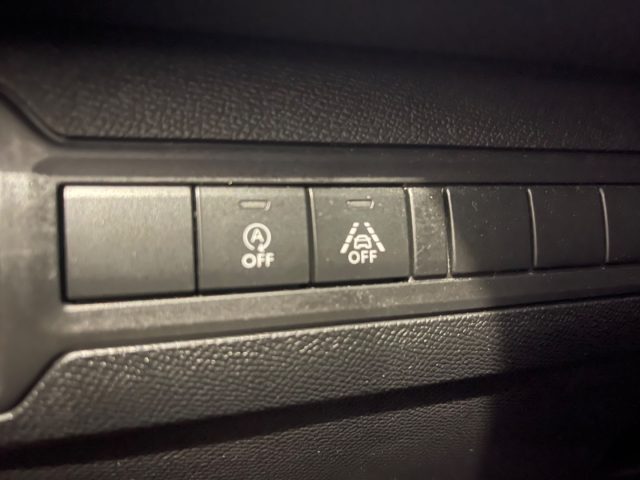 PEUGEOT 308 usata, con Cruise Control