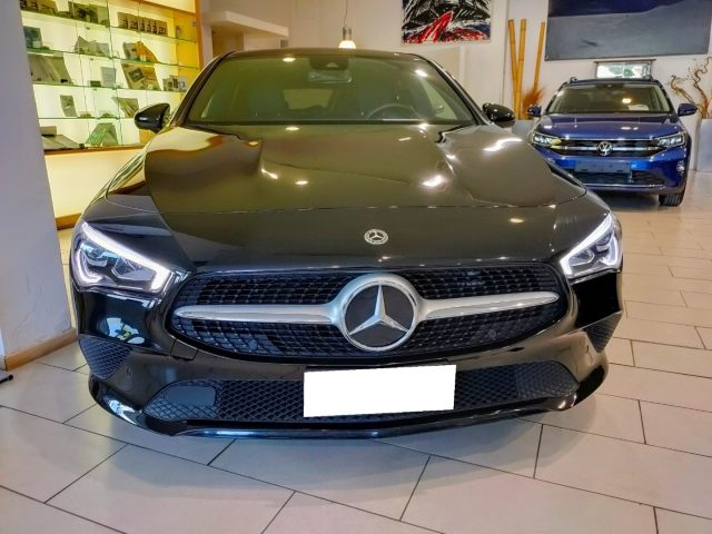 MERCEDES-BENZ CLA 180 usata, con Airbag
