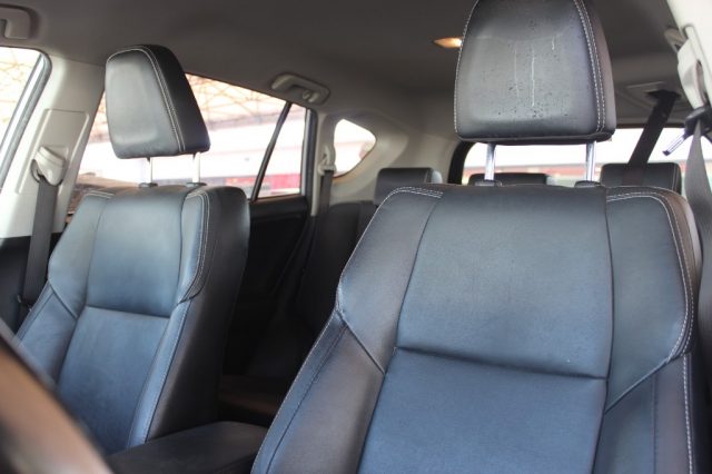 TOYOTA RAV 4 usata, con Cerchi in lega