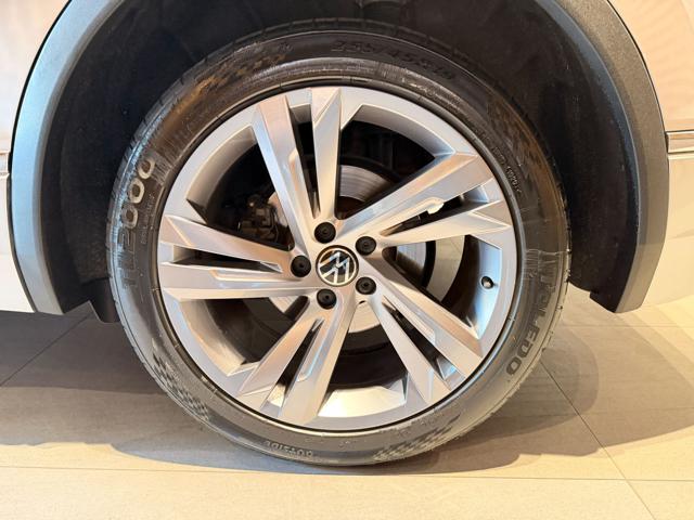 VOLKSWAGEN Tiguan usata, con Autoradio