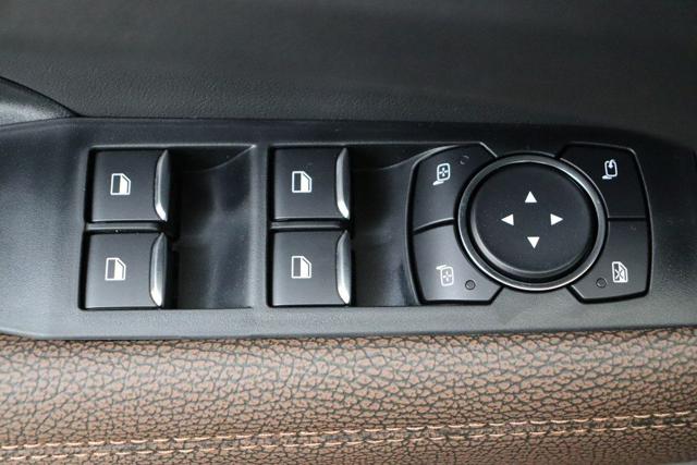 VOLKSWAGEN Amarok usata, con Cruise Control