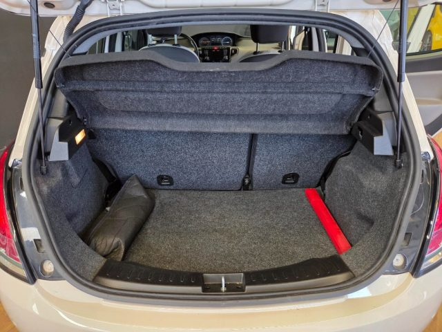 LANCIA Ypsilon usata, con Controllo trazione