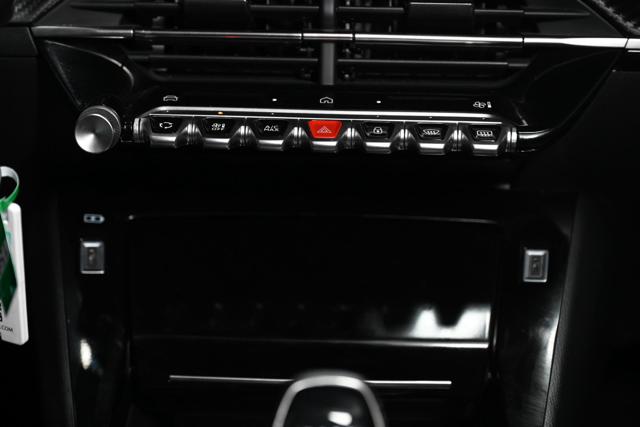 PEUGEOT 208 usata, con Park Distance Control