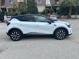 RENAULT Captur usata, con Alzacristalli elettrici
