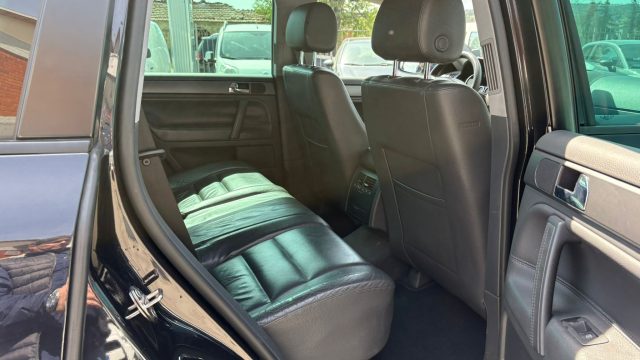 VOLKSWAGEN Touareg usata, con Servosterzo