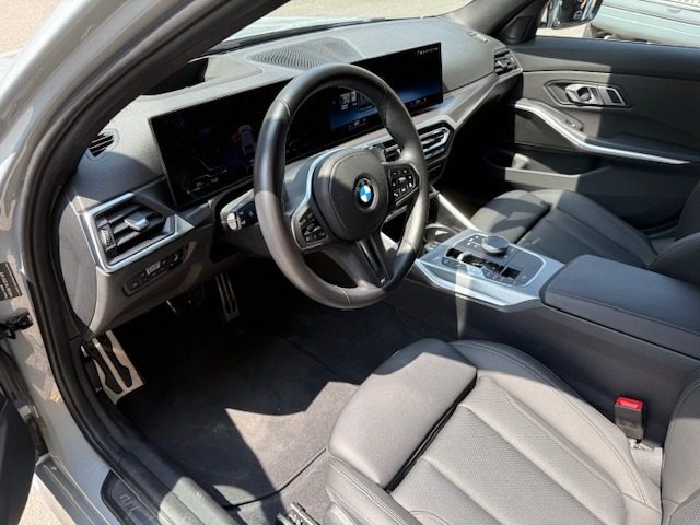 BMW 320 usata, con Interni in pelle