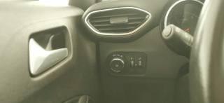 OPEL Crossland usata, con Climatizzatore automatico, 2 zone