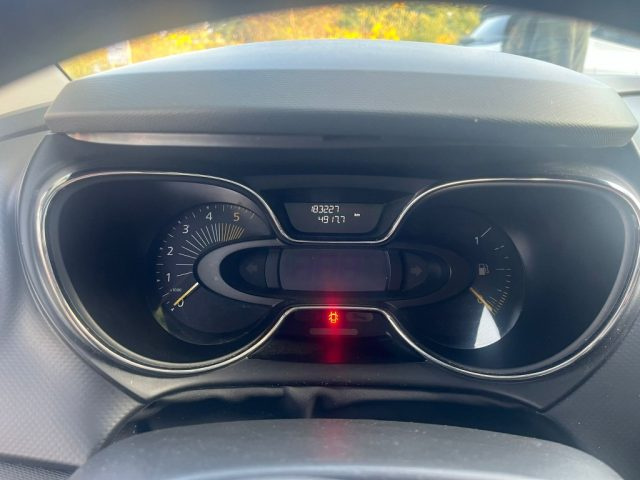 RENAULT Captur usata, con Autoradio