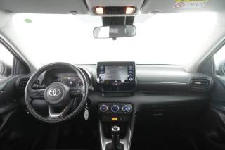 TOYOTA Yaris usata 11