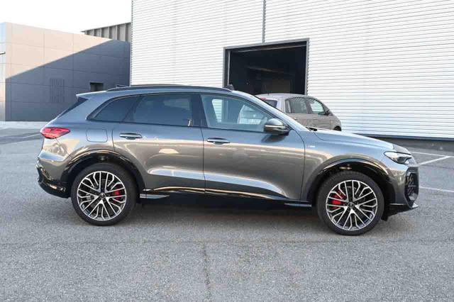 AUDI Q5 usata, con Regolazione elettrica sedili