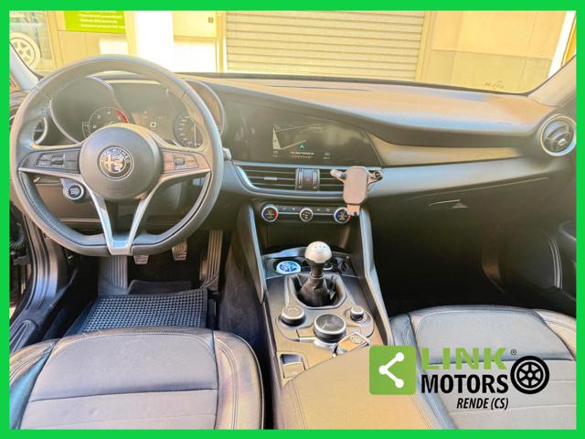 ALFA ROMEO Giulia usata, con Volante in pelle