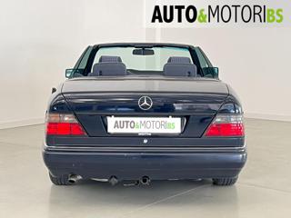 MERCEDES-BENZ E 200 usata, con Autoradio