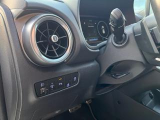 HYUNDAI Kona usata, con Volante in pelle