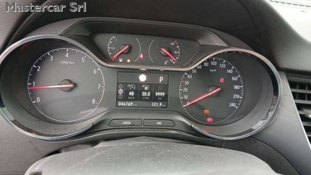 OPEL Crossland usata, con Volante in pelle