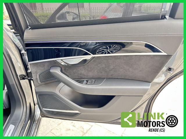 AUDI A8 usata, con Riconoscimento dei segnali stradali