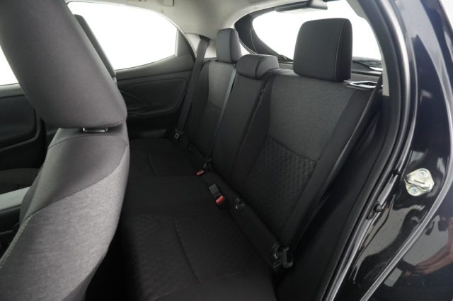 TOYOTA Yaris usata 10