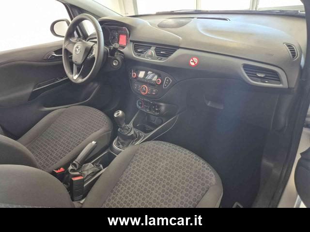 OPEL Corsa usata, con MP3