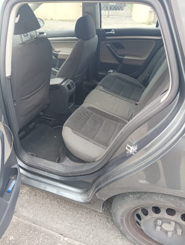 VOLKSWAGEN Golf usata, con Airbag laterali