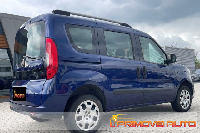 FIAT Doblo usata, con Specchietti laterali elettrici