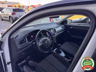 VOLKSWAGEN T-Roc usata, con Controllo automatico clima