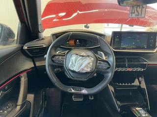 PEUGEOT 2008 usata, con Park Distance Control