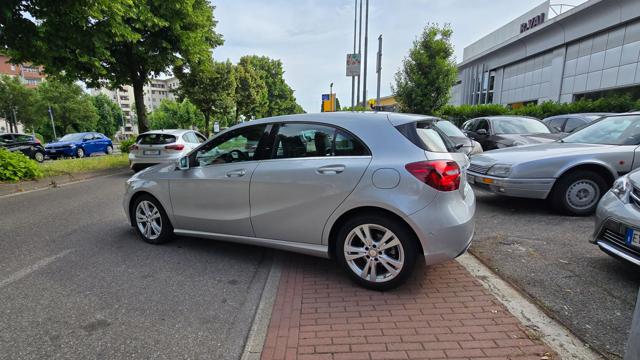 MERCEDES-BENZ A 180 usata, con Alzacristalli elettrici