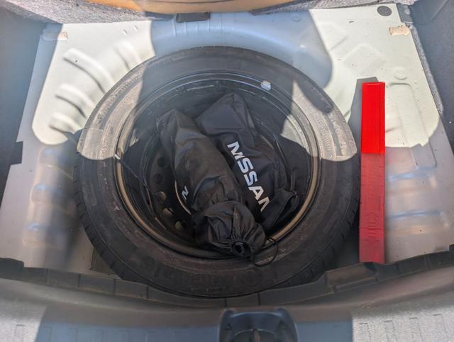 NISSAN Micra usata, con Park Distance Control