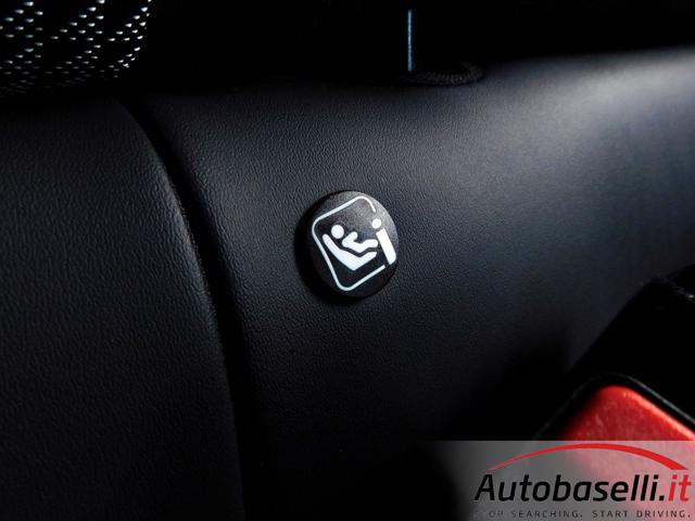 PEUGEOT 2008 usata, con Specchietto retrovisore con funzione antiabbagliamento