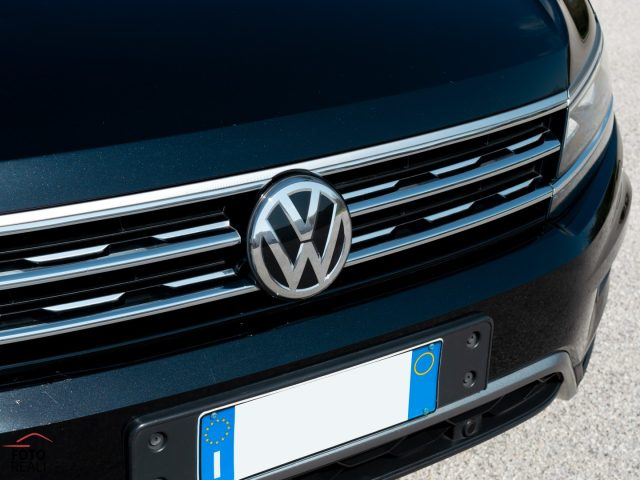 VOLKSWAGEN Tiguan Allspace usata, con Sedile posteriore sdoppiato