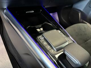 MERCEDES-BENZ GLA 180 usata, con Cruise Control