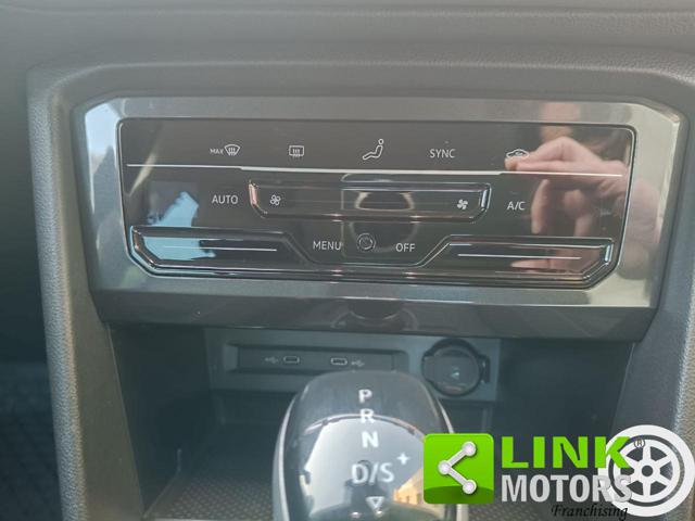 VOLKSWAGEN Tiguan usata, con Volante multifunzione
