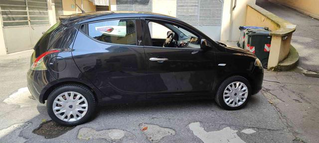 LANCIA Ypsilon usata, con Airbag