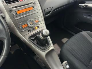 TOYOTA Auris usata, con ESP