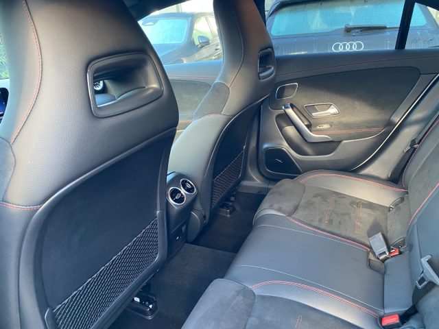 MERCEDES-BENZ CLA 200 usata, con Fari LED