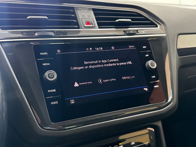 VOLKSWAGEN Tiguan usata, con Fari LED
