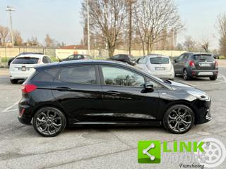 FORD Fiesta usata, con Autoradio