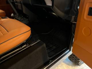 LAND ROVER Defender usata 28