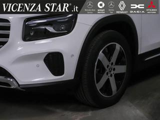 MERCEDES-BENZ GLB 180 usata, con Airbag