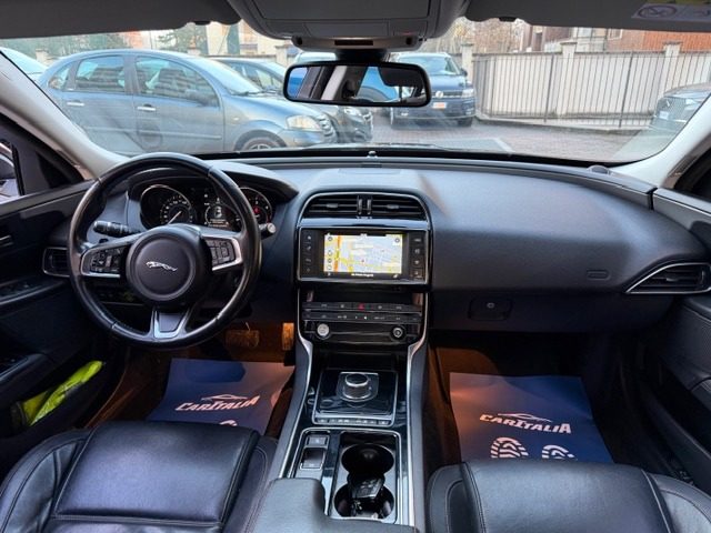 JAGUAR XE usata, con Cruise Control