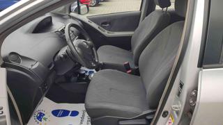 TOYOTA Yaris usata, con Servosterzo