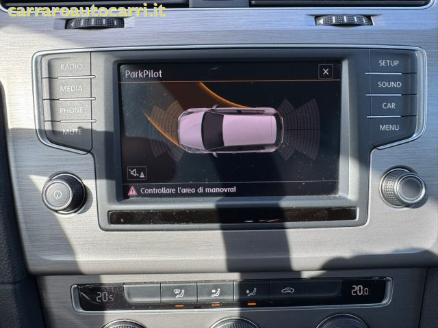 VOLKSWAGEN Golf usata, con Sensori di parcheggio posteriori